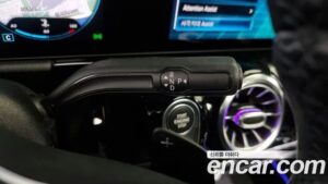 Mercedes-Benz GLA-Class GLA220 2021 года из Южной Кореи
