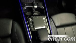 Mercedes-Benz GLA-Class GLA220 2021 года из Южной Кореи