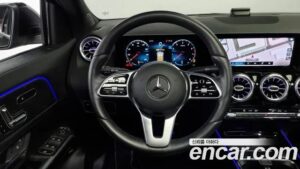 Mercedes-Benz GLA-Class GLA220 2021 года из Южной Кореи