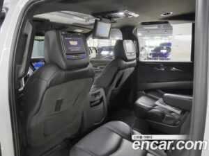Cadillac Escalade 6.2 ESV 2019 года из Южной Кореи