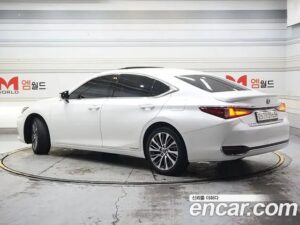 Lexus ES Luxury 2020 года из Южной Кореи