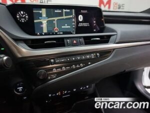 Lexus ES Luxury 2020 года из Южной Кореи