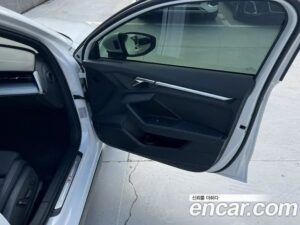 Audi A3 40 TFSI Premium 2022 года из Южной Кореи