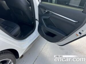 Audi A3 40 TFSI Premium 2022 года из Южной Кореи