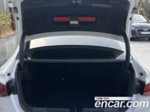 Audi A3 40 TFSI Premium 2022 года из Южной Кореи