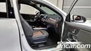 Mercedes-Benz EQA EQA250 2021 года из Южной Кореи