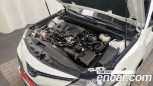 Toyota Camry 2.5 LE HYBRID 2020 года из Южной Кореи