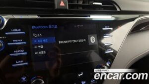 Toyota Camry 2.5 LE HYBRID 2020 года из Южной Кореи