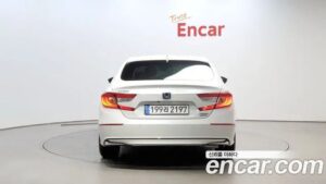 Honda Accord 2.0 HYBRID Touring 2022 года из Южной Кореи