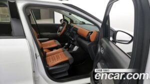 Citroen-DS C3 Aircross 1.5 BlueHDi SHINE 2021 года из Южной Кореи