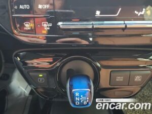 Toyota Prius 1.8 2022 года из Южной Кореи