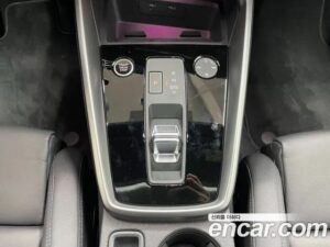 Audi A3 40 TFSI Premium 2022 года из Южной Кореи