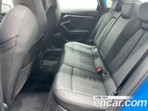 Audi A3 40 TFSI Premium 2022 года из Южной Кореи
