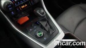 Toyota RAV4 2.5 4WD HYBRID 2022 года из Южной Кореи