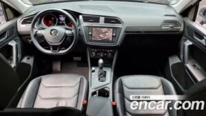 Volkswagen Tiguan 2.0 TDI Premium 2020 года из Южной Кореи