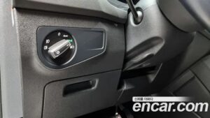 Volkswagen Tiguan 2.0 TDI Premium 2020 года из Южной Кореи