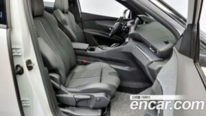 Peugeot 5008 1.5 BlueHDi GT Line 2020 года из Южной Кореи