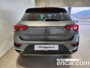 Volkswagen T-Roc 2.0 TDI Premium 2021 года из Южной Кореи