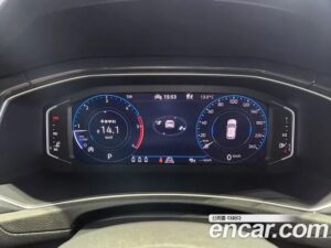 Volkswagen T-Roc 2.0 TDI Premium 2021 года из Южной Кореи