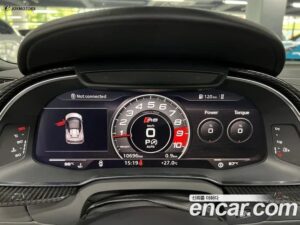 Audi R8 5.2 V10 SPYDER 2020 года из Южной Кореи