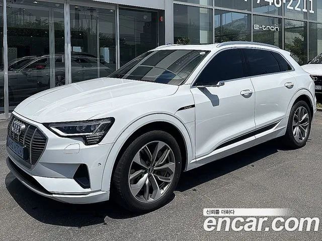 Audi e-tron 55 4WD 2022 года из Кореи
