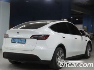 Tesla Model Y LONG RANGE 2022 года из Южной Кореи