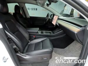 Tesla Model Y LONG RANGE 2022 года из Южной Кореи