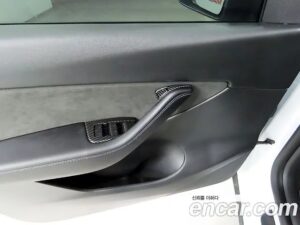 Tesla Model Y LONG RANGE 2022 года из Южной Кореи