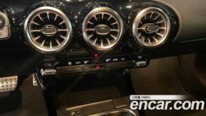 Mercedes-Benz CLA-Class CLA250 4MATIC 2021 года из Южной Кореи