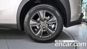 Lexus UX 2.0 2WD 2022 года из Южной Кореи