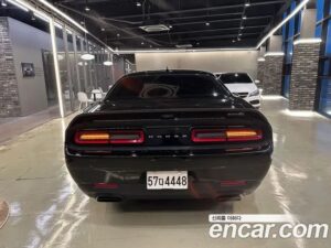 Dodge Challenger 6.2 2019 года из Южной Кореи