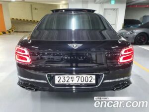 Bentley Flying Spur 4.0 2021 года из Южной Кореи