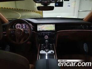 Bentley Flying Spur 4.0 2021 года из Южной Кореи
