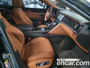 Bentley Flying Spur 4.0 2021 года из Южной Кореи