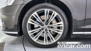 Audi A8 55 TFSI 4WD LWB 2019 года из Южной Кореи