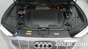 Audi e-tron 55 4WD 2022 года из Южной Кореи