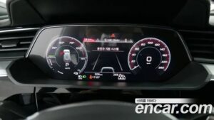 Audi e-tron 55 4WD 2022 года из Южной Кореи
