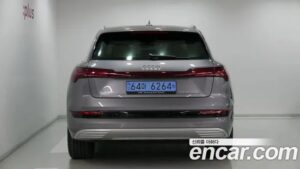 Audi e-tron 55 4WD 2022 года из Южной Кореи