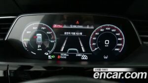 Audi e-tron 55 4WD 2022 года из Южной Кореи