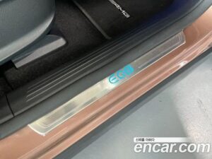 Mercedes-Benz EQB EQB300 4MATIC AMG LINE 2022 года из Южной Кореи