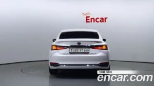 Lexus ES Executive 2021 года из Южной Кореи