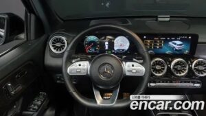 Mercedes-Benz EQB EQB300 4MATIC AMG LINE 2022 года из Южной Кореи