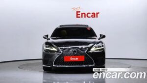 Lexus LS 3.5 Luxury AWD 2021 года из Южной Кореи
