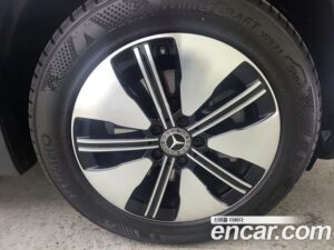 Mercedes-Benz EQA EQA250 2021 года из Южной Кореи