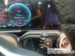 Mercedes-Benz EQA EQA250 2021 года из Южной Кореи