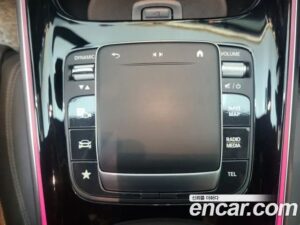 Mercedes-Benz EQA EQA250 2021 года из Южной Кореи