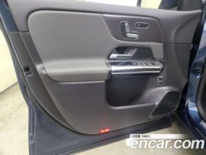 Mercedes-Benz EQA EQA250 2021 года из Южной Кореи