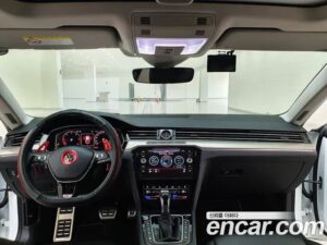 Volkswagen Arteon 2.0 TDI Prestige 2020 года из Южной Кореи