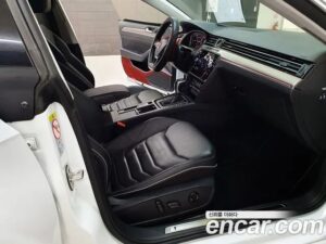 Volkswagen Arteon 2.0 TDI Prestige 2020 года из Южной Кореи