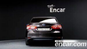Toyota Camry 2.5 LE HYBRID 2020 года из Южной Кореи